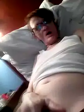 ivylee31 online show from January 19, 2025, 10:06 pm