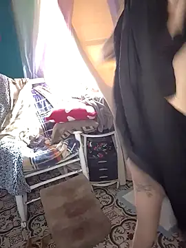 ivylee31 online show from July 12, 2026, 8:53 pm