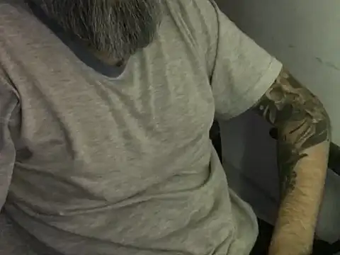 inkjohnrj online show from October 25, 2025, 2:33 am