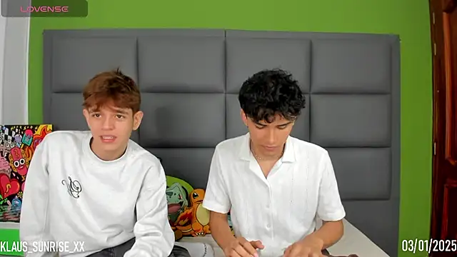 Snapshot of KLAUS_SUNRISE_XX chatting on January 4, 2025, 4:23 am KLAUS SUNRISE XX online show from January 4, 2025, 4:23 am