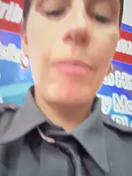 Alysson-- online show from October 9, 2025, 6:19 pm