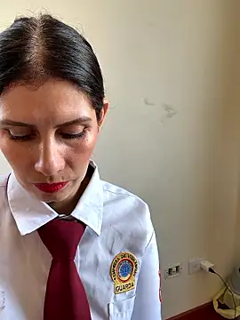 Alysson-- online show from January 13, 2026, 2:43 pm