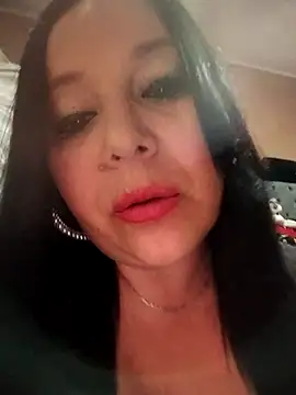 Snapshot of sara_pineros chatting on October 2, 2025, 8:45 pm sara pineros online show from October 2, 2025, 8:45 pm
