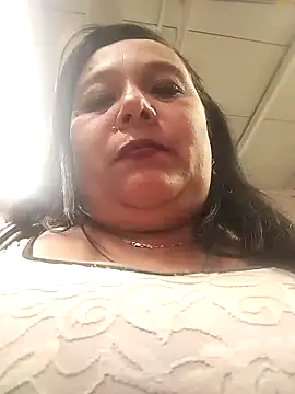 Snapshot of sara_pineros chatting on February 8, 2025, 11:34 pm sara pineros online show from February 8, 2025, 11:34 pm