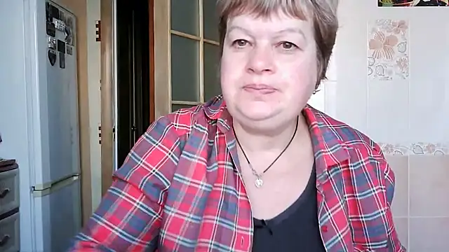 Ettie Tonia online show from February 1, 2026, 6:11 am