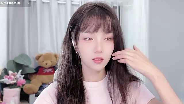 AnAn-520 online show from December 15, 2025, 2:50 am