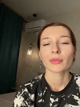 Snapshot of KeithTown chatting on October 27, 2025, 5:25 pm KeithTown online show from October 27, 2025, 5:25 pm