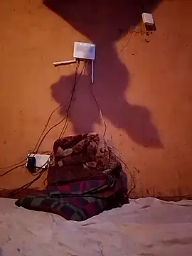 Snapshot of QUEEN-NAIMA chatting on October 10, 2025, 2:29 pm QUEEN-NAIMA online show from October 10, 2025, 2:29 pm