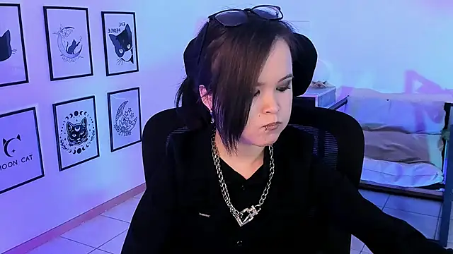 Elainebeness online show from February 6, 2025, 2:44 am