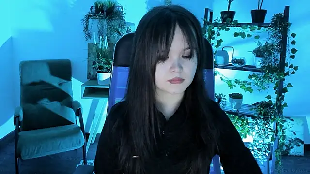 Elainebeness online show from March 17, 2026, 7:06 pm