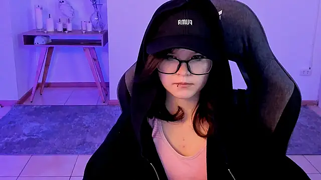 Elainebeness online show from February 2, 2025, 4:48 am