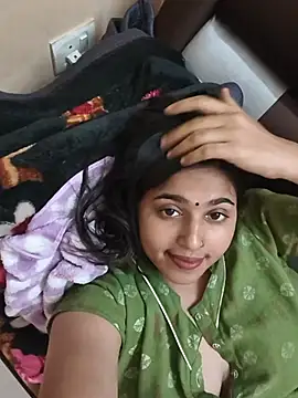Snapshot of Sweet-Rani chatting on July 27, 2026, 6:15 pm Sweet-Rani online show from July 27, 2026, 6:15 pm