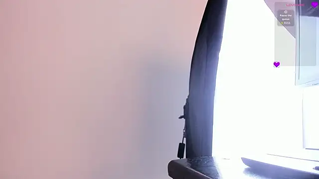 Brittany cute18 online show from November 24, 2025, 11:21 am