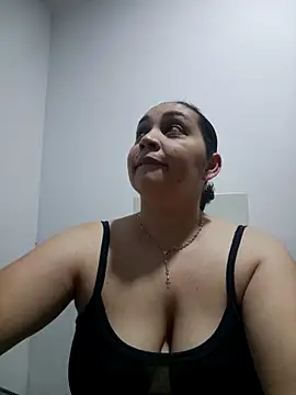 MirandaSoto online show from February 7, 2026, 3:25 am