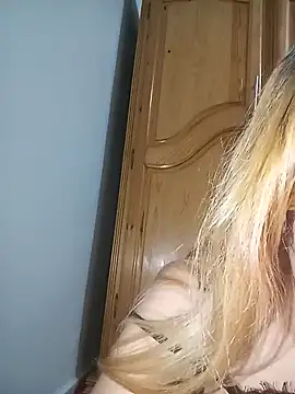 barbieelove online show from January 19, 2025, 4:12 am