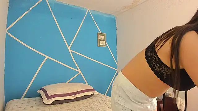 Snapshot of britny_clouds chatting on January 31, 2025, 12:40 pm britny clouds online show from January 31, 2025, 12:40 pm