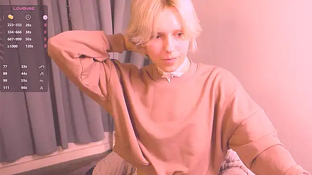 Snapshot of edward_holy chatting on December 9, 2024, 9:58 pm edward holy online show from December 9, 2024, 9:58 pm