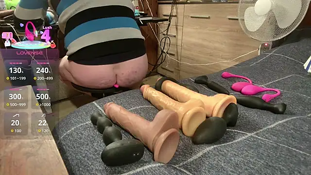 misteryman1956 online show from September 27, 2025, 3:45 am
