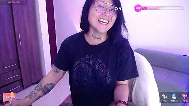 sweet velvett online show from March 15, 2026, 6:15 pm