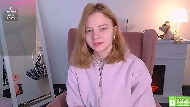 MirraBellanta online show from October 9, 2025, 8:42 pm