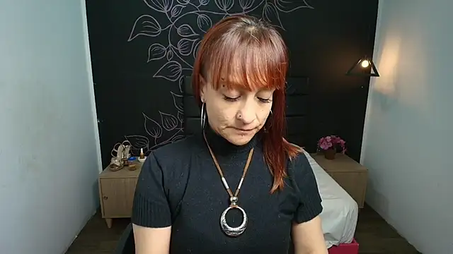 NatashaMason  online show from October 15, 2025, 11:40 am