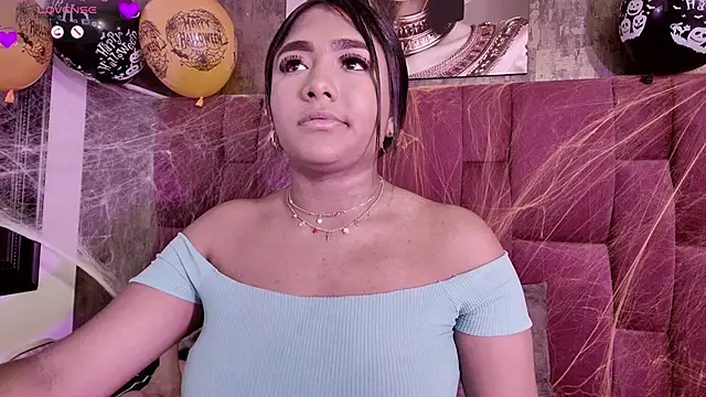 nicole  parker1 online show from October 26, 2025, 9:20 am