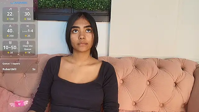 julieta aguilar1 online show from October 11, 2025, 7:26 pm