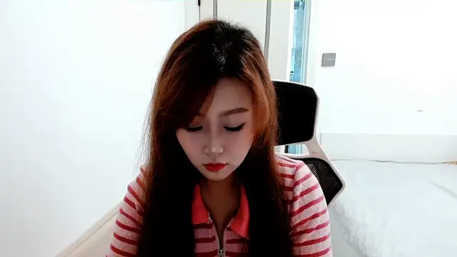 Snapshot of zhenzhen999 chatting on September 12, 2025, 5:29 am zhenzhen999 online show from September 12, 2025, 5:29 am