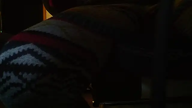 qoooqing67 online show from December 3, 2024, 6:10 am