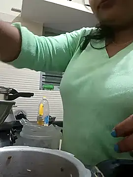 Snapshot of Ashwini_Gowda_91 chatting on January 9, 2025, 3:12 pm Ashwini Gowda 91 online show from January 9, 2025, 3:12 pm