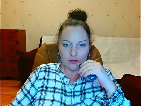 Alice3694 online show from February 1, 2025, 3:28 pm