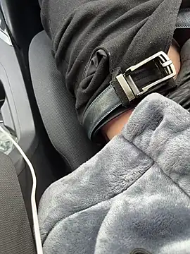 Hideen-real-face online show from February 20, 2026, 6:26 am