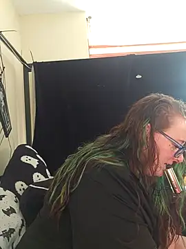 Bunny Cummings online show from October 11, 2025, 3:02 pm