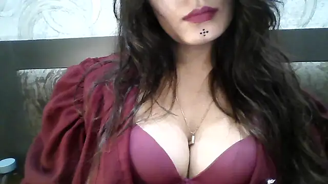 Snapshot of krati74 chatting on September 17, 2025, 2:08 pm krati74 online show from September 17, 2025, 2:08 pm