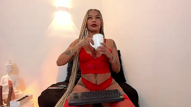 Snapshot of Kenya_carper chatting on November 11, 2025, 12:00 pm Kenya carper online show from November 11, 2025, 12:00 pm