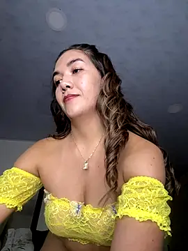 Snapshot of Iris_lee chatting on November 6, 2025, 10:36 pm Iris lee online show from November 6, 2025, 10:36 pm