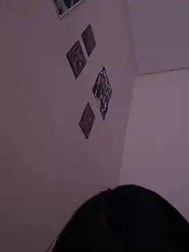 belletotosa online show from March 18, 2025, 4:07 am