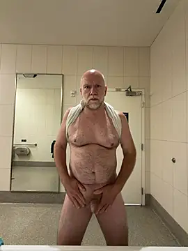 FLSexyGuy online show from April 3, 2026, 1:17 pm