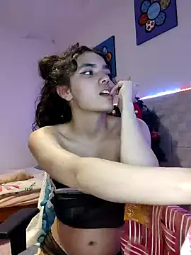 Emily Saez1 online show from December 13, 2024, 6:21 am