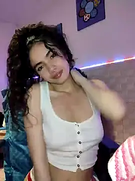 Emily Saez1 online show from December 5, 2024, 3:20 am