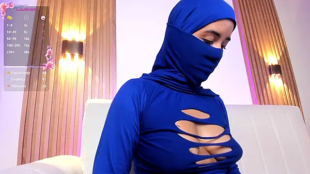 Snapshot of natash_malak chatting on February 16, 2025, 4:42 am natash malak online show from February 16, 2025, 4:42 am