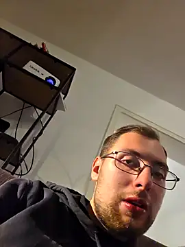 tipico0799 online show from October 12, 2025, 2:46 am