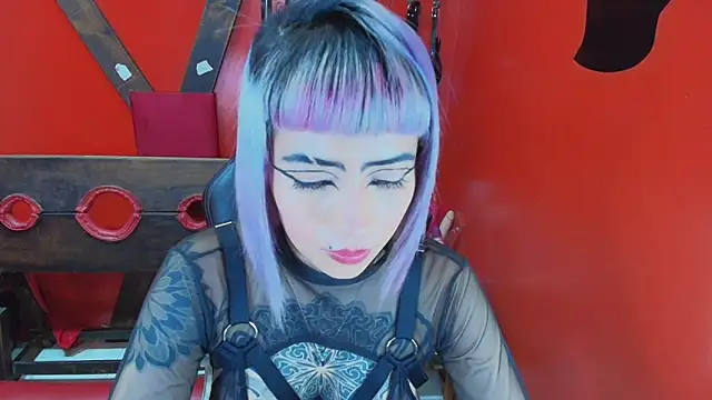 Snapshot of AlissaPeachx chatting on May 27, 2026, 12:45 pm AlissaPeachx online show from May 27, 2026, 12:45 pm