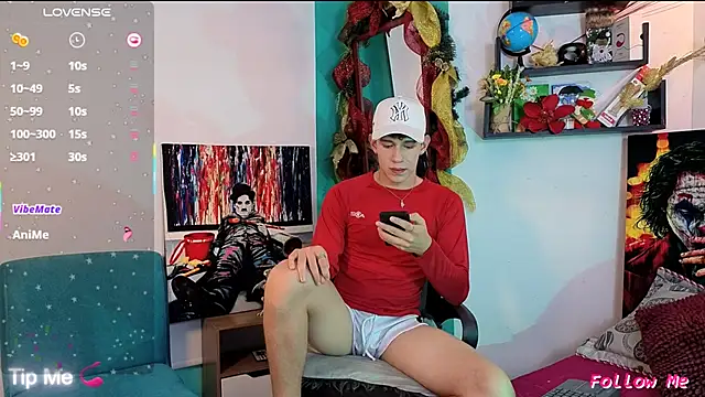 flowers18 online show from December 14, 2025, 11:43 pm