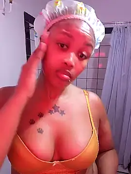 Snapshot of Drippincaty chatting on December 28, 2024, 3:48 pm Drippincaty online show from December 28, 2024, 3:48 pm