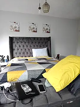 Snapshot of Drippincaty chatting on November 25, 2025, 8:47 am Drippincaty online show from November 25, 2025, 8:47 am