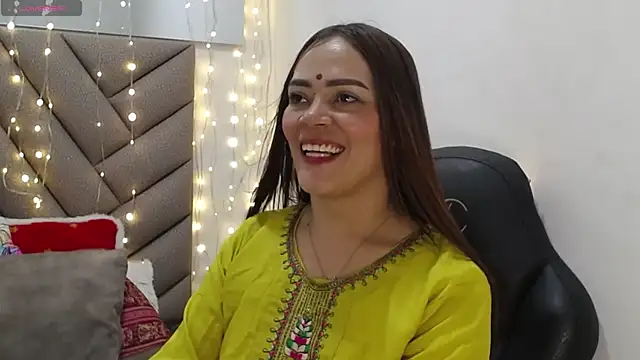 Snapshot of shantala_krisha chatting on June 13, 2026, 7:01 pm shantala krisha online show from June 13, 2026, 7:01 pm