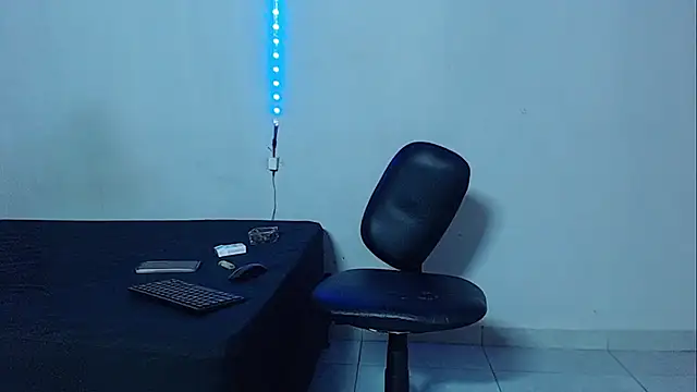 mikecoper 23 online show from November 14, 2025, 3:54 am