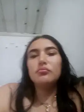 Celeste camila18 online show from April 19, 2026, 8:15 am