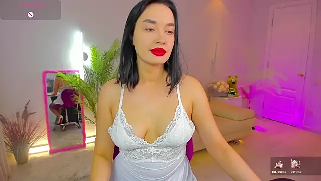 Snapshot of Miss_Elia chatting on March 12, 2026, 2:32 pm Miss Elia online show from March 12, 2026, 2:32 pm